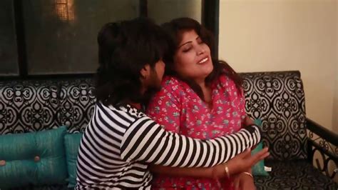 romantic sex aunty|Desi Aunty Romantic Porn Videos